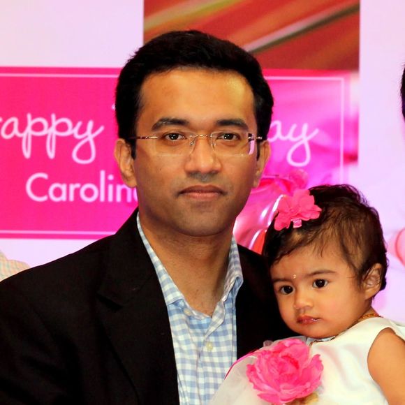 Meet your Posher, Renzy - Picture 1 of 1